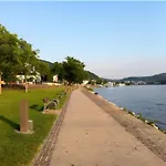 Am Rheinpark Feriehus
