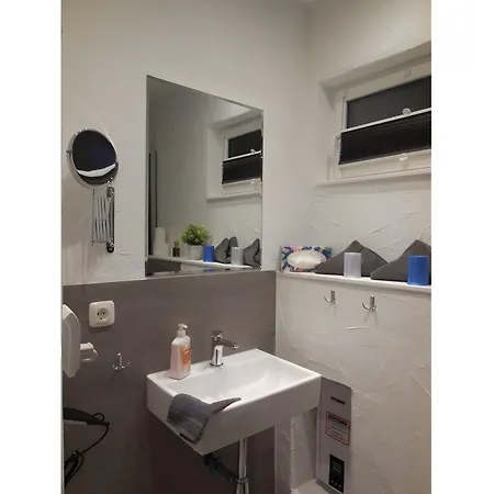 בית נופש Am Rheinpark קאמפ-בורנהופן